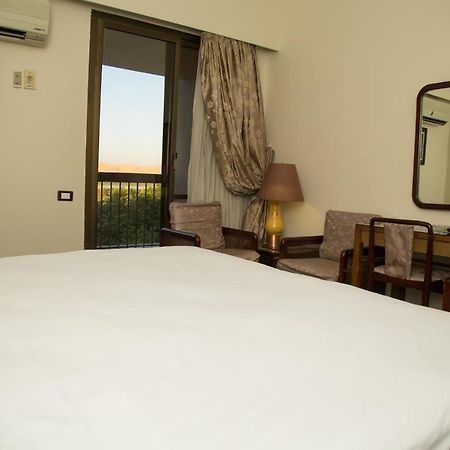 Mg Nefertiti Hotel Menia Exterior foto