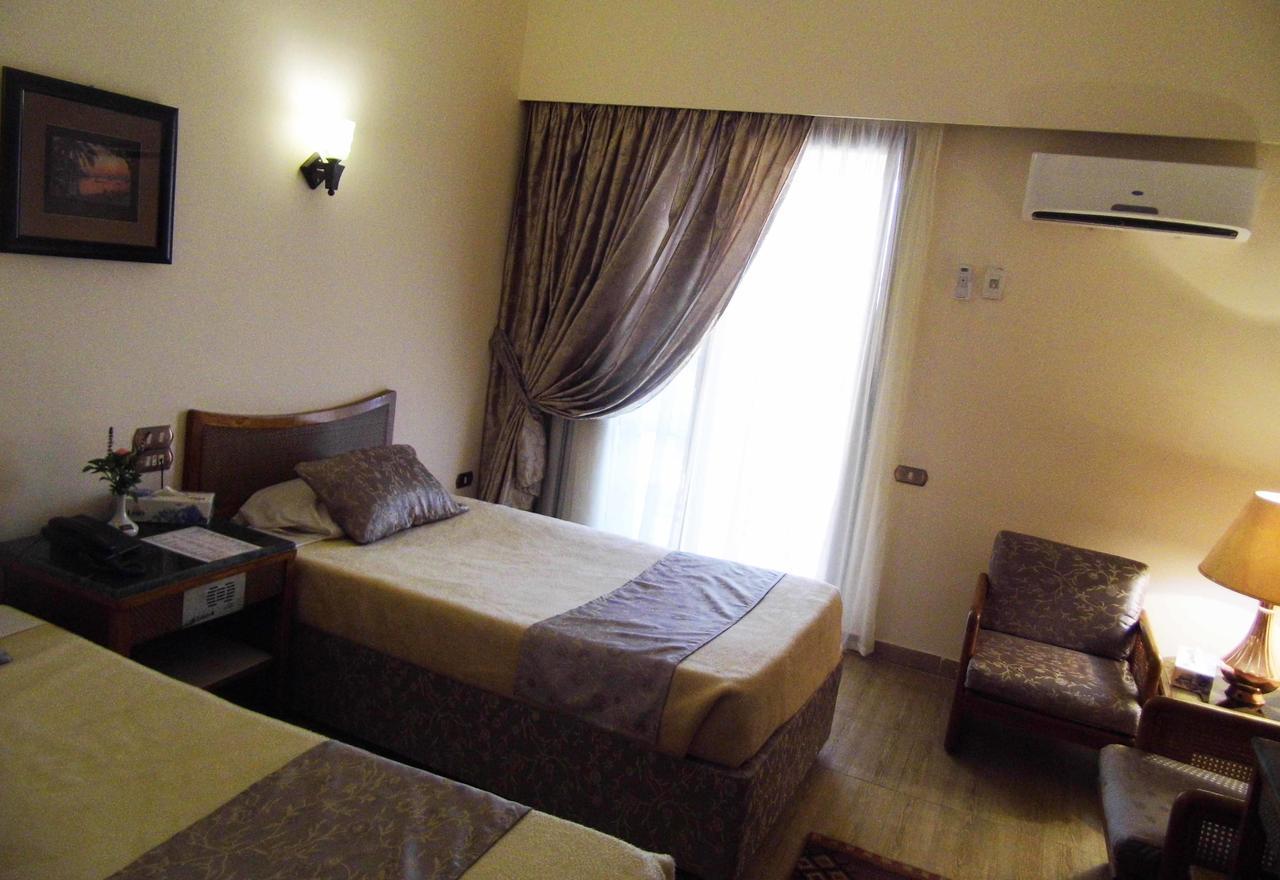 Mg Nefertiti Hotel Menia Habitación foto
