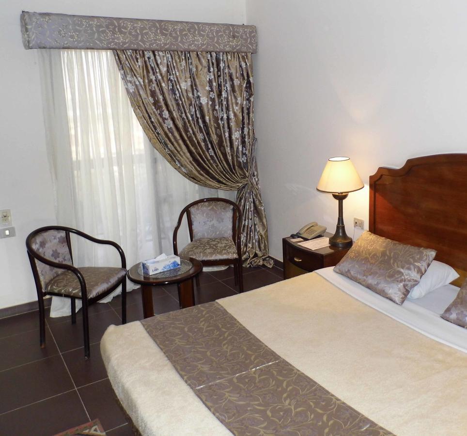 Mg Nefertiti Hotel Menia Habitación foto