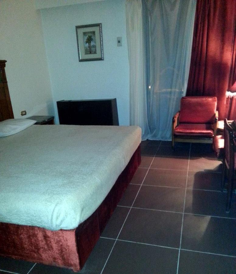 Mg Nefertiti Hotel Menia Habitación foto